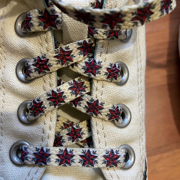 Double tongue Converse! Like new! - Picture 3 of 8